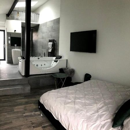 Amo Hotes Hotel Les Sorinieres Exterior photo